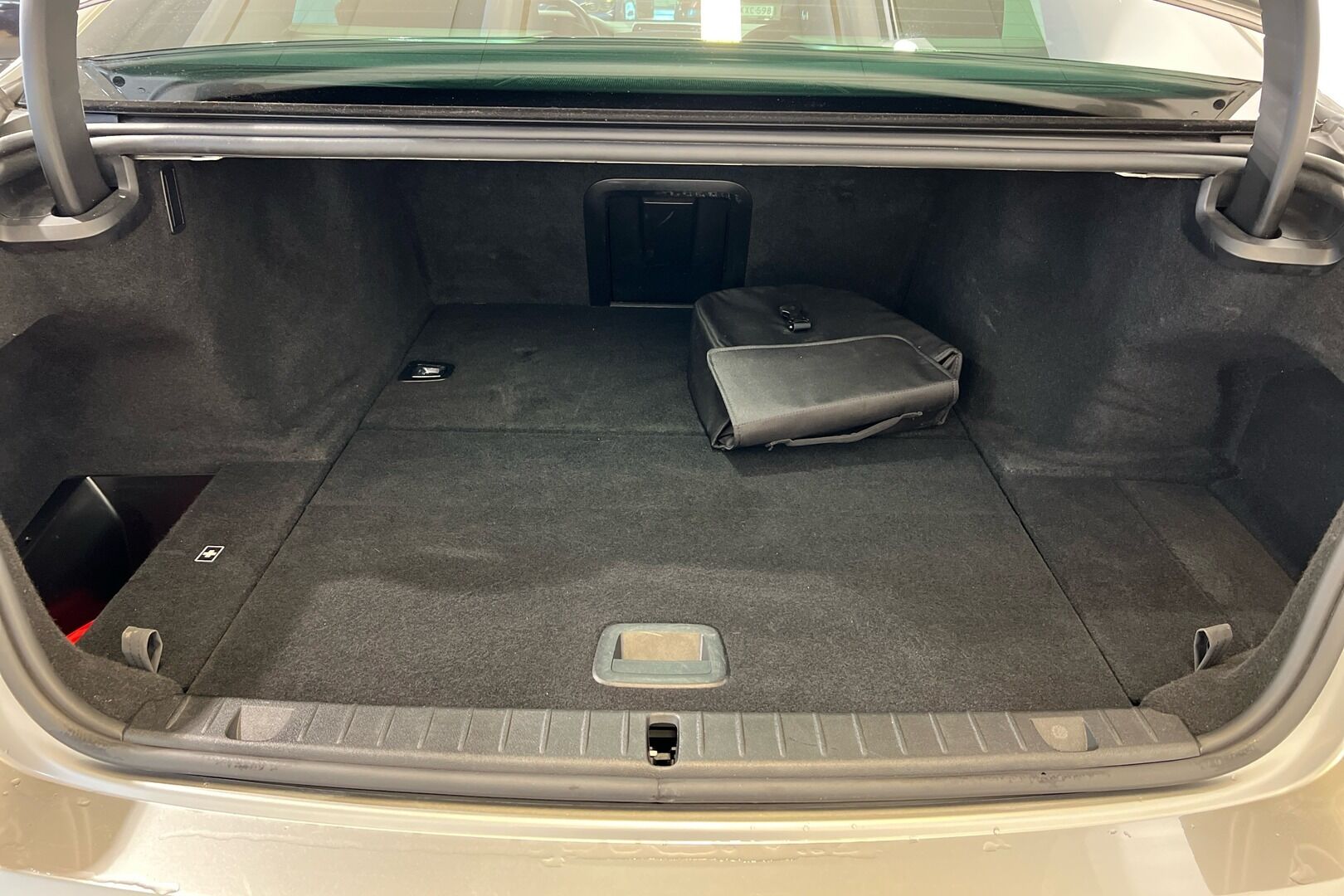 BMW 7-SARJA iso kuva 8