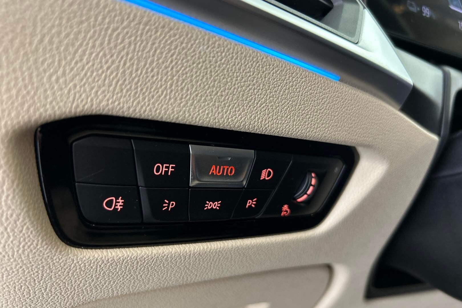 BMW i4 iso kuva 27