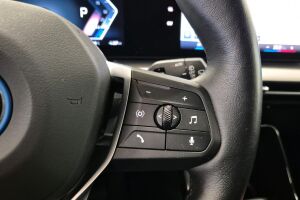 BMW IX1 esikatselu 13