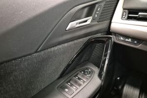 BMW IX1 esikatselu 15