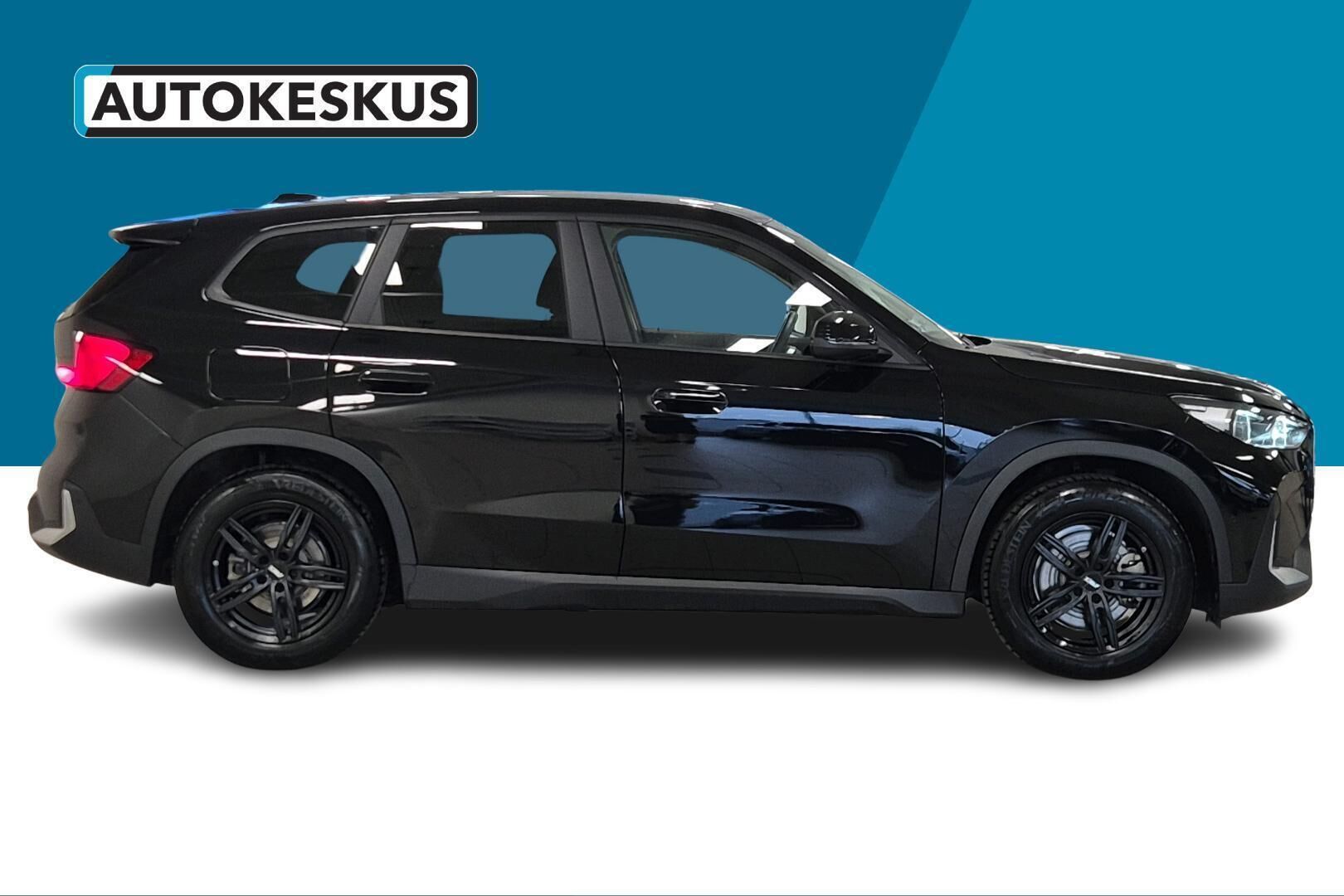 BMW IX1 iso kuva 3