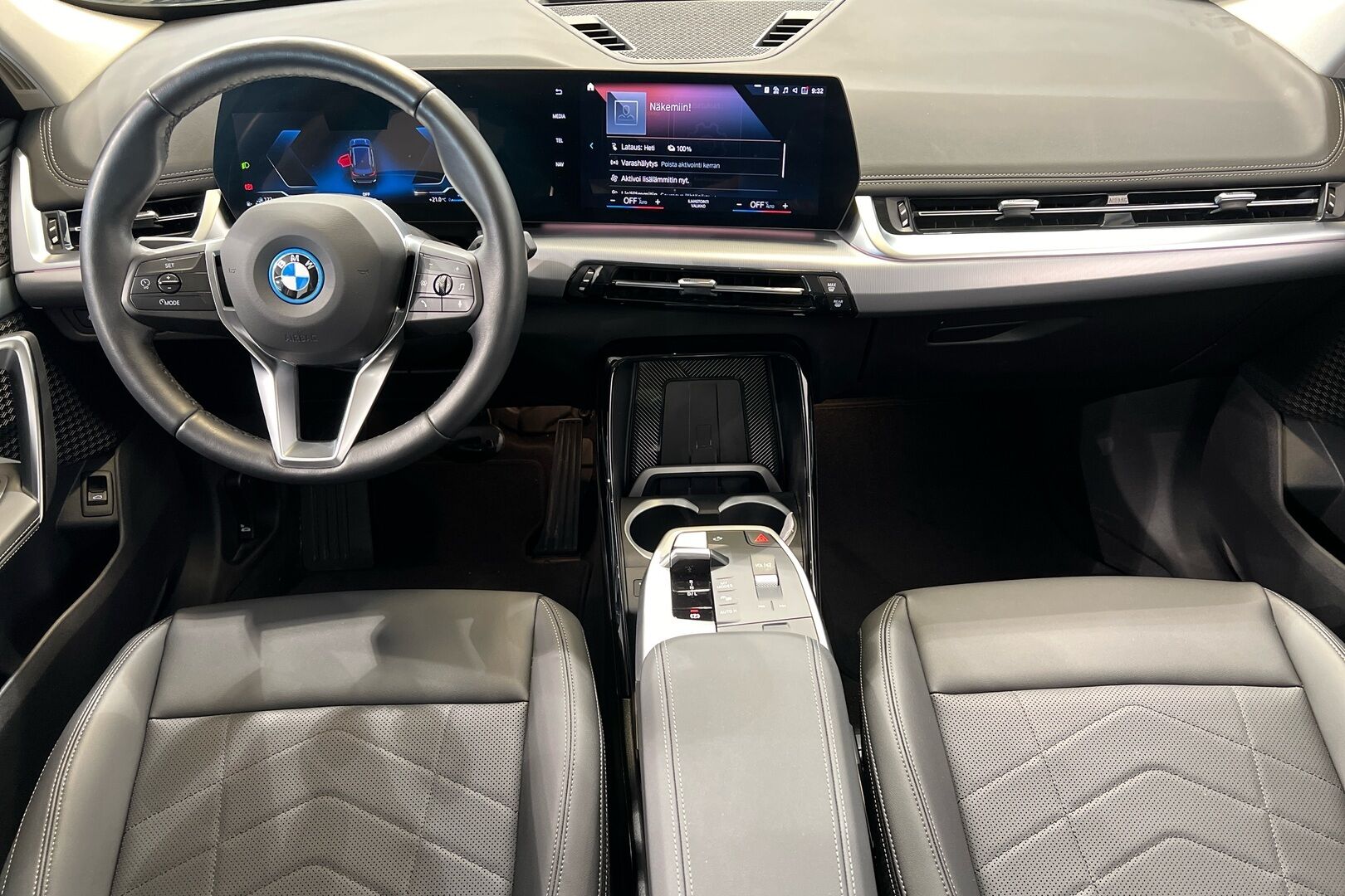 BMW X1 iso kuva 12