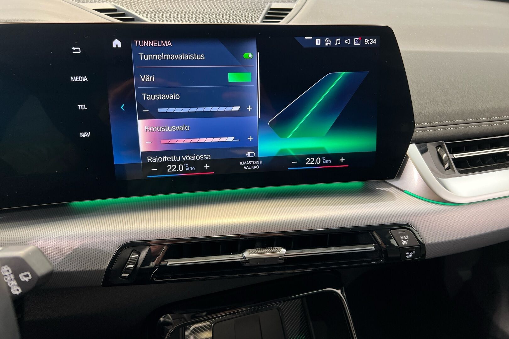 BMW X1 iso kuva 18
