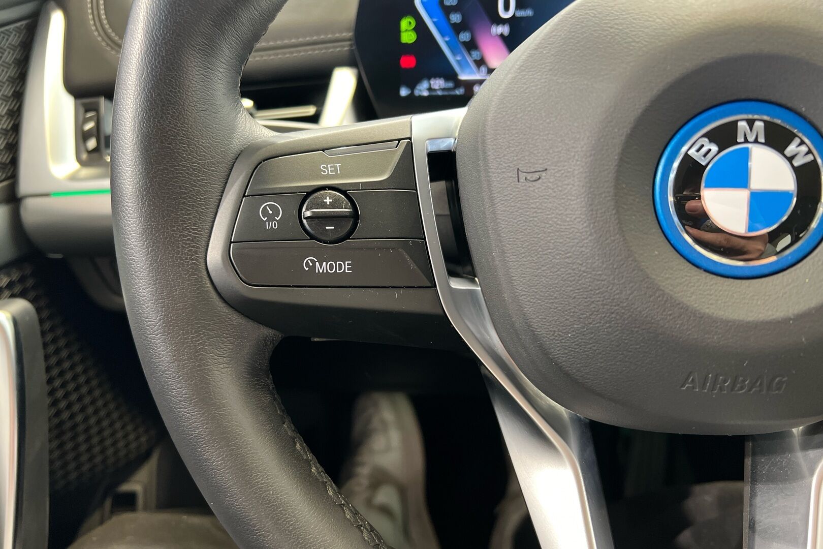 BMW X1 iso kuva 22