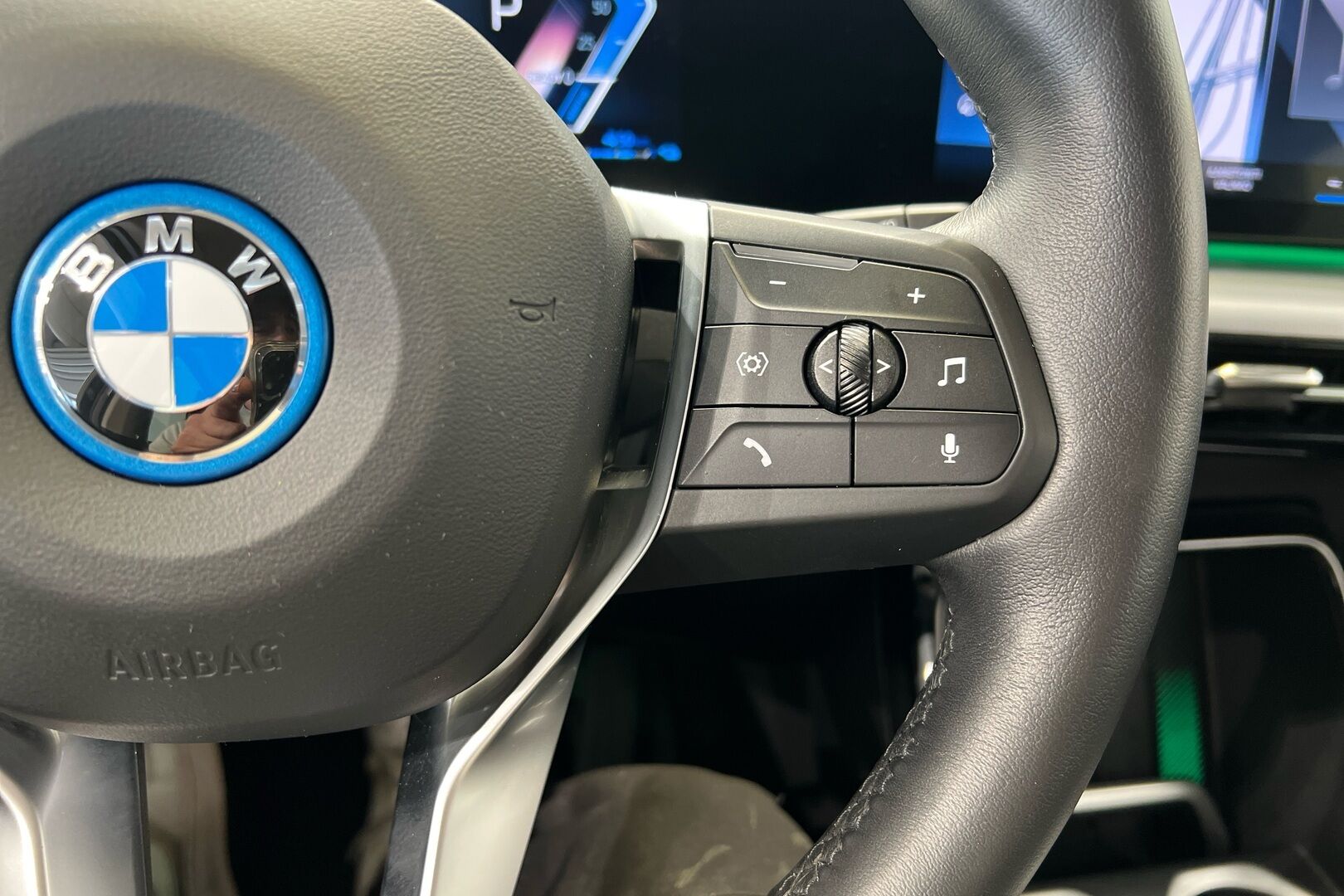 BMW X1 iso kuva 23