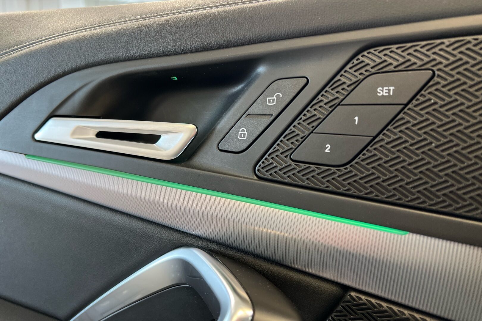 BMW X1 iso kuva 25