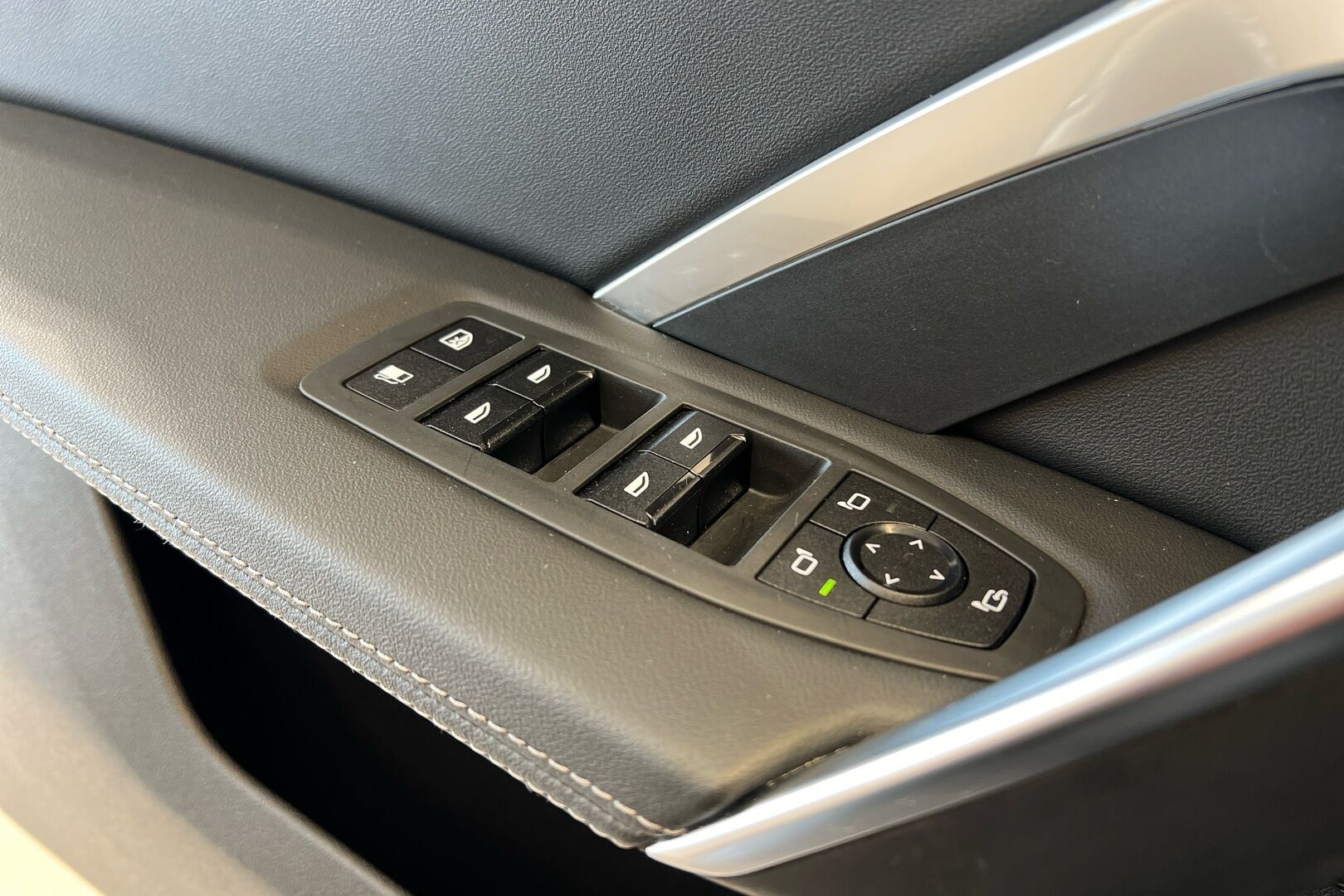 BMW X1 iso kuva 26