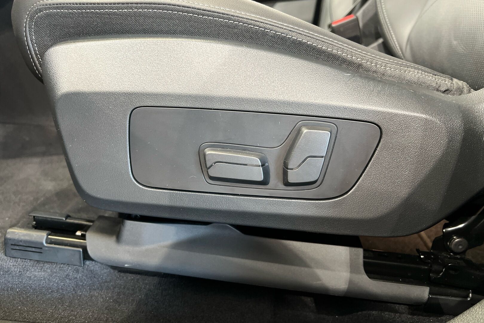 BMW X1 iso kuva 27