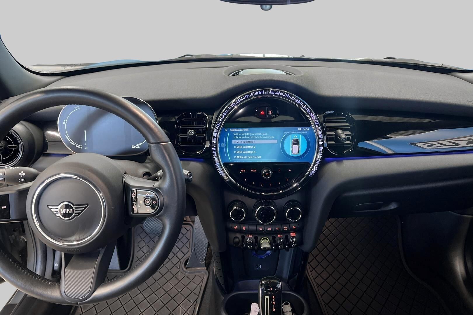 MINI COOPER SE iso kuva 10