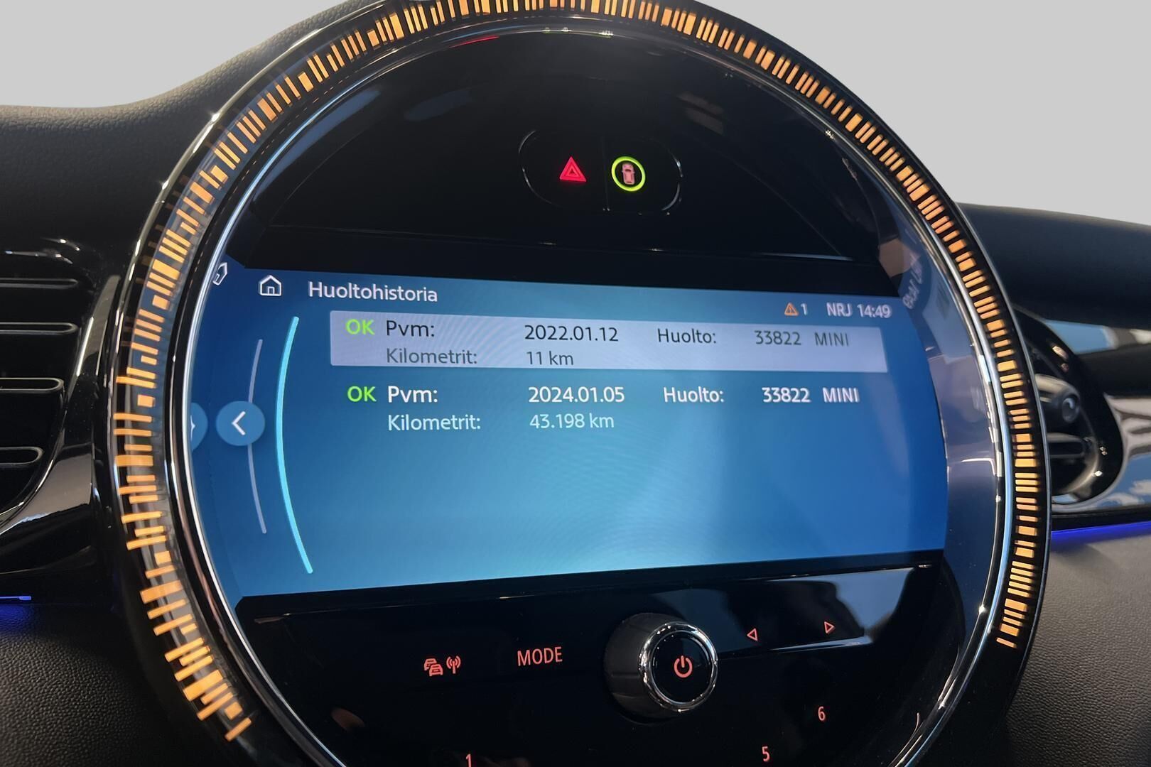 MINI COOPER SE iso kuva 15