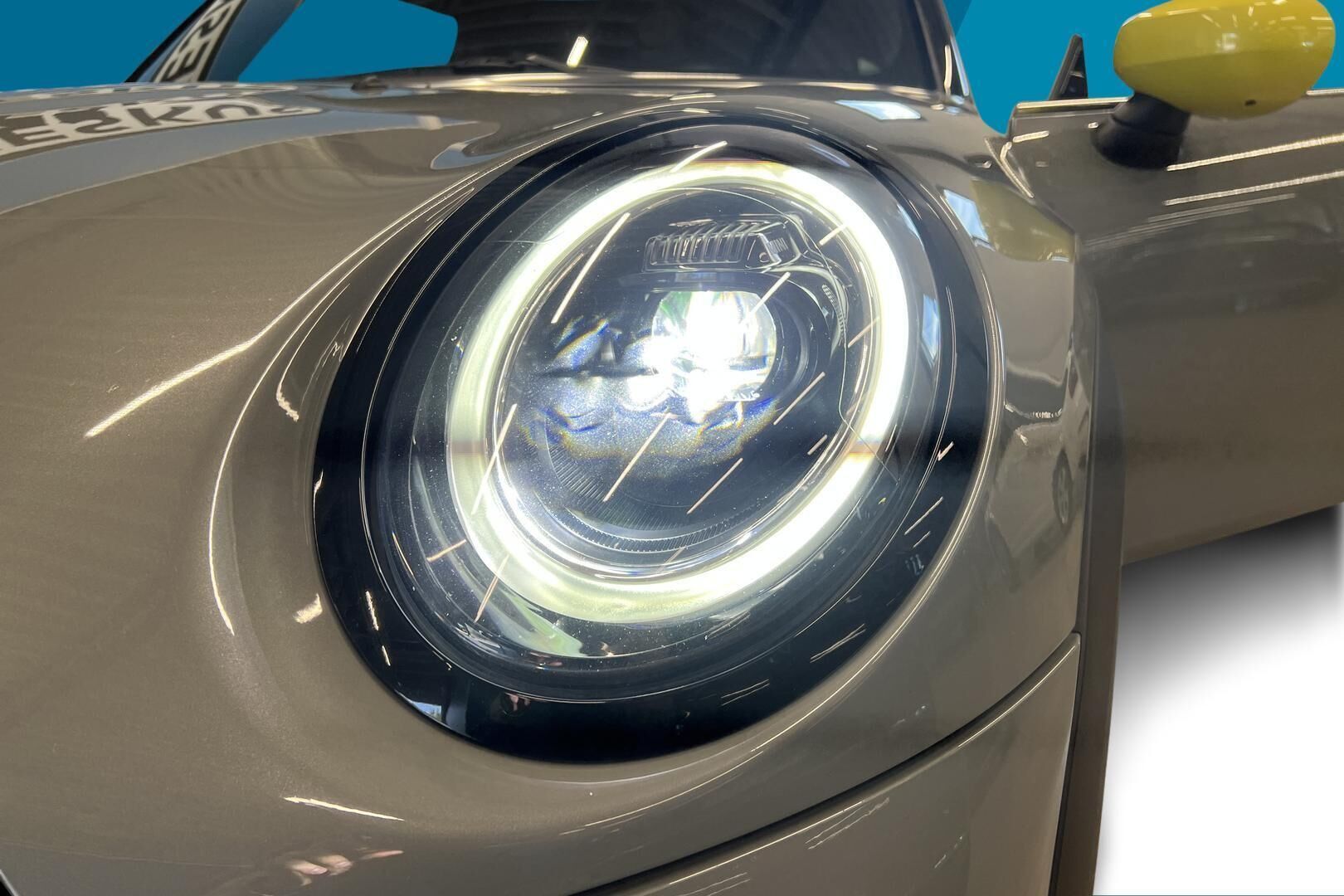 MINI COOPER SE iso kuva 19