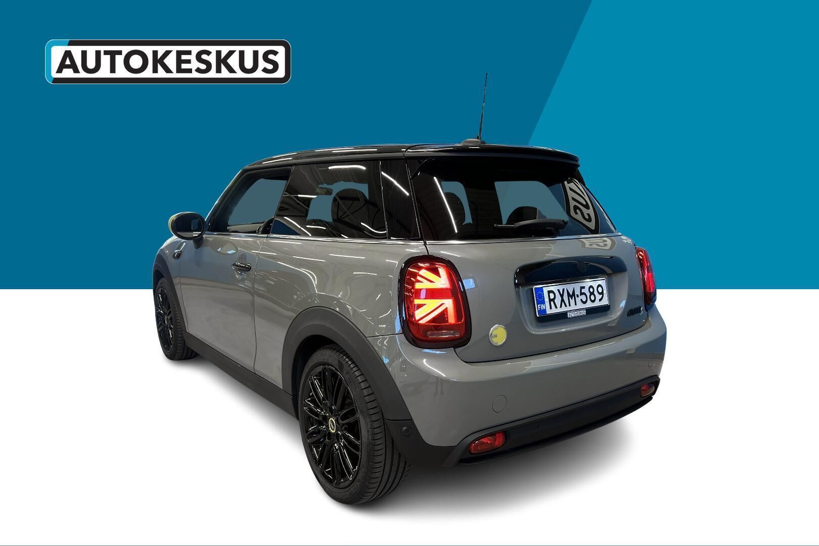 MINI COOPER SE iso kuva 6