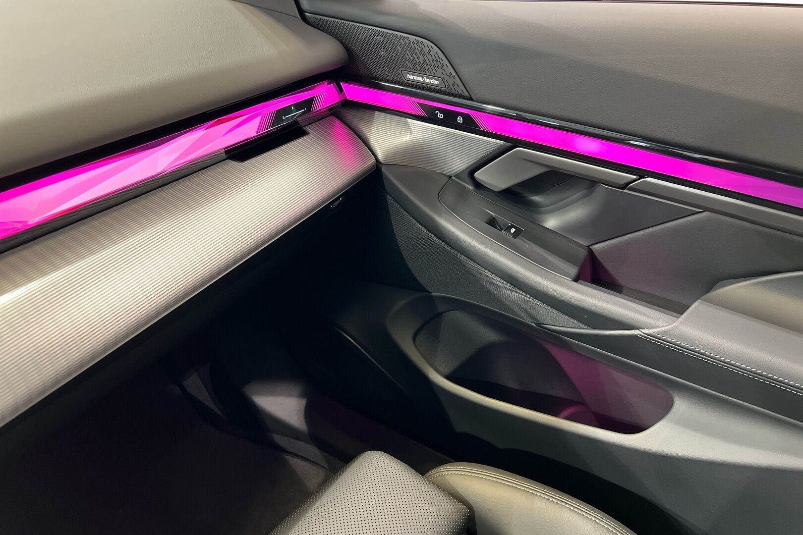 BMW I5 iso kuva 19