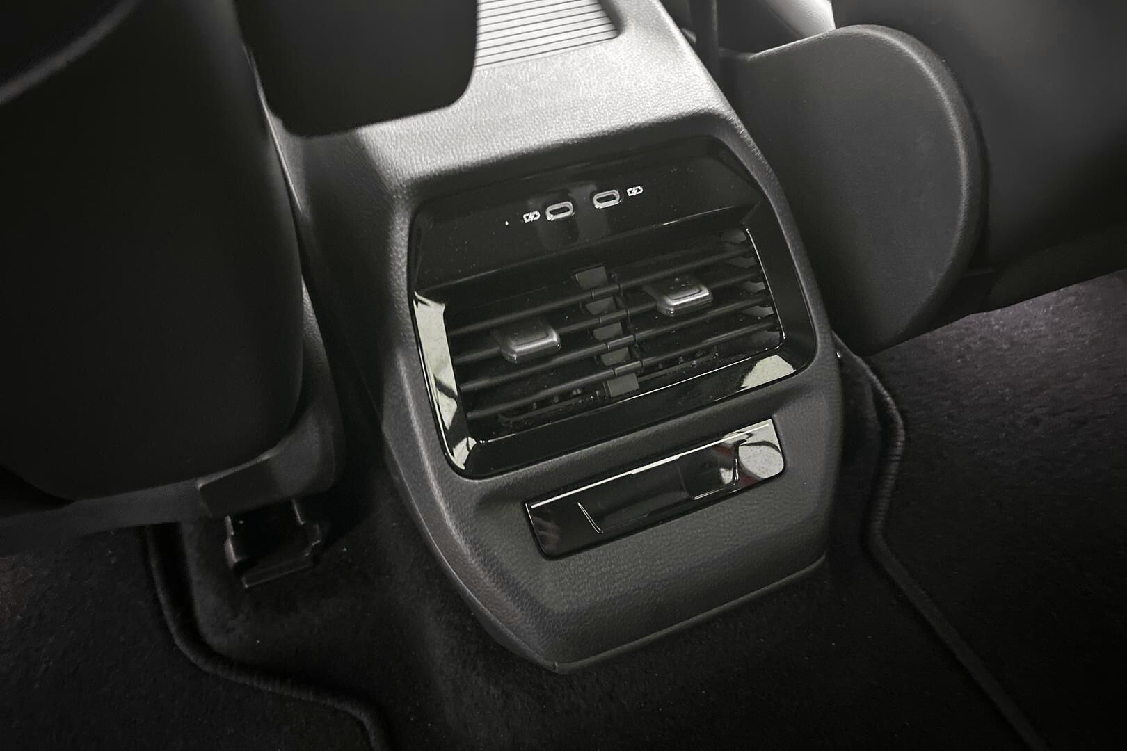 VOLKSWAGEN ID.5 iso kuva 14