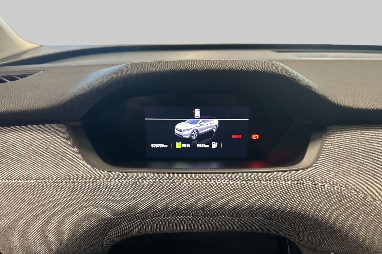 SKODA Enyaq iso kuva 17