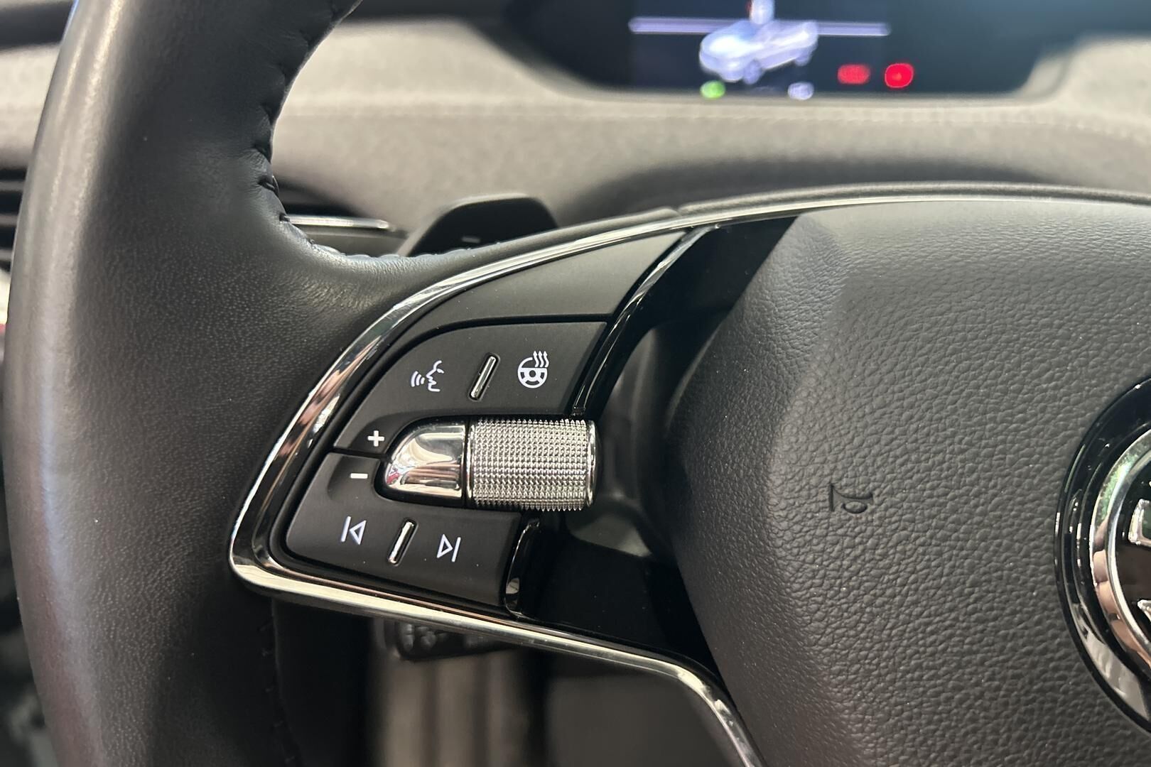 SKODA Enyaq iso kuva 23