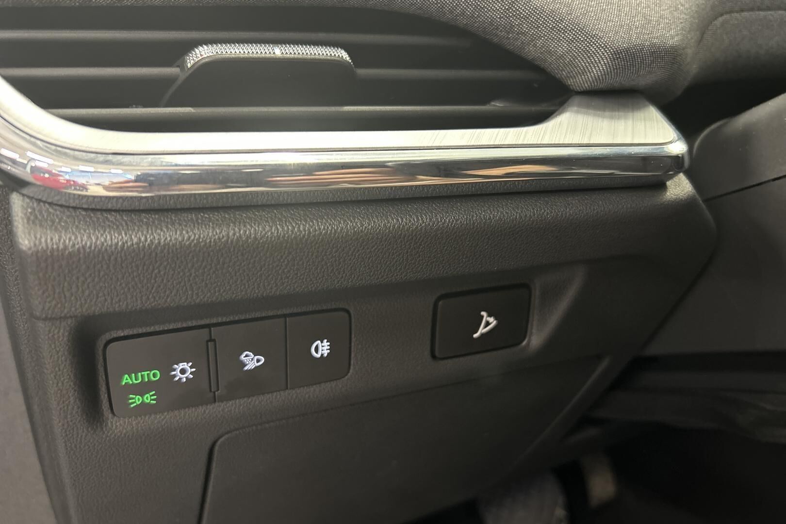 SKODA Enyaq iso kuva 26