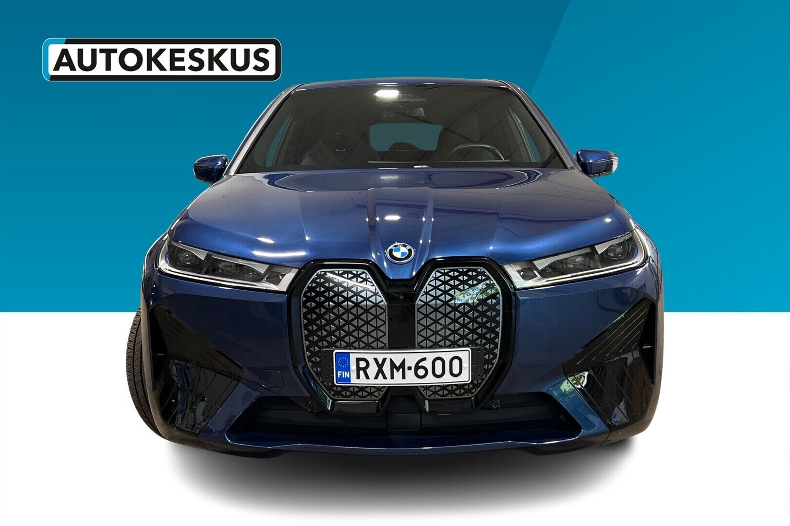 BMW IX iso kuva 3