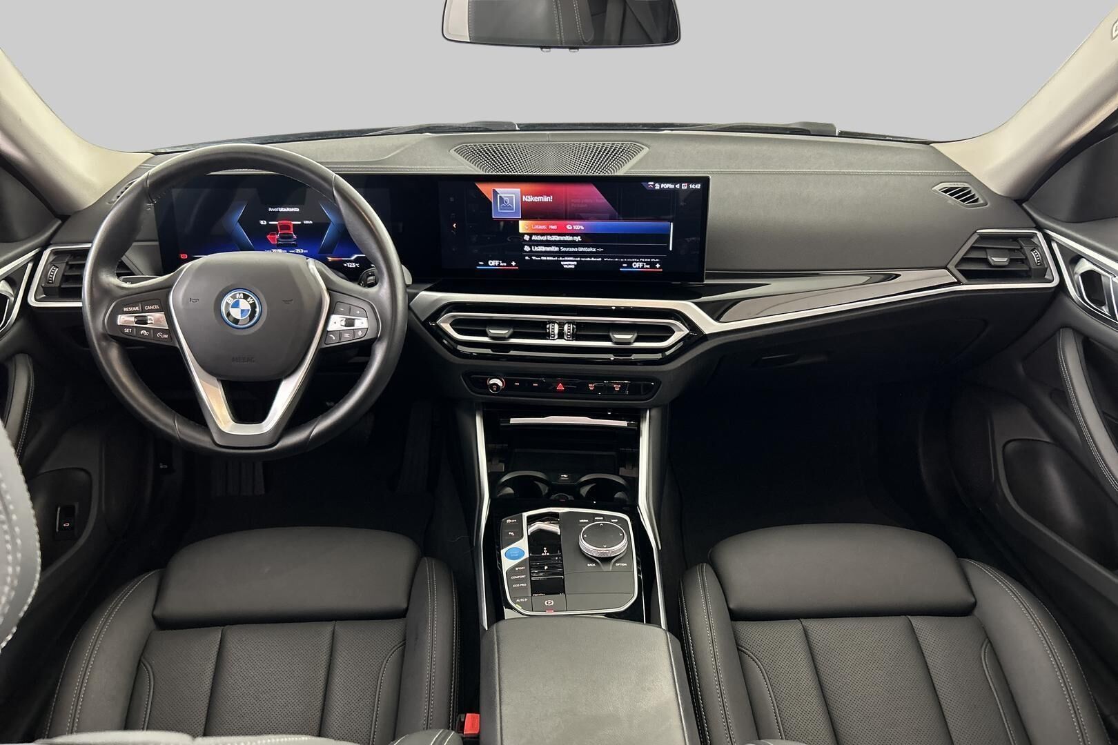 BMW i4 iso kuva 20