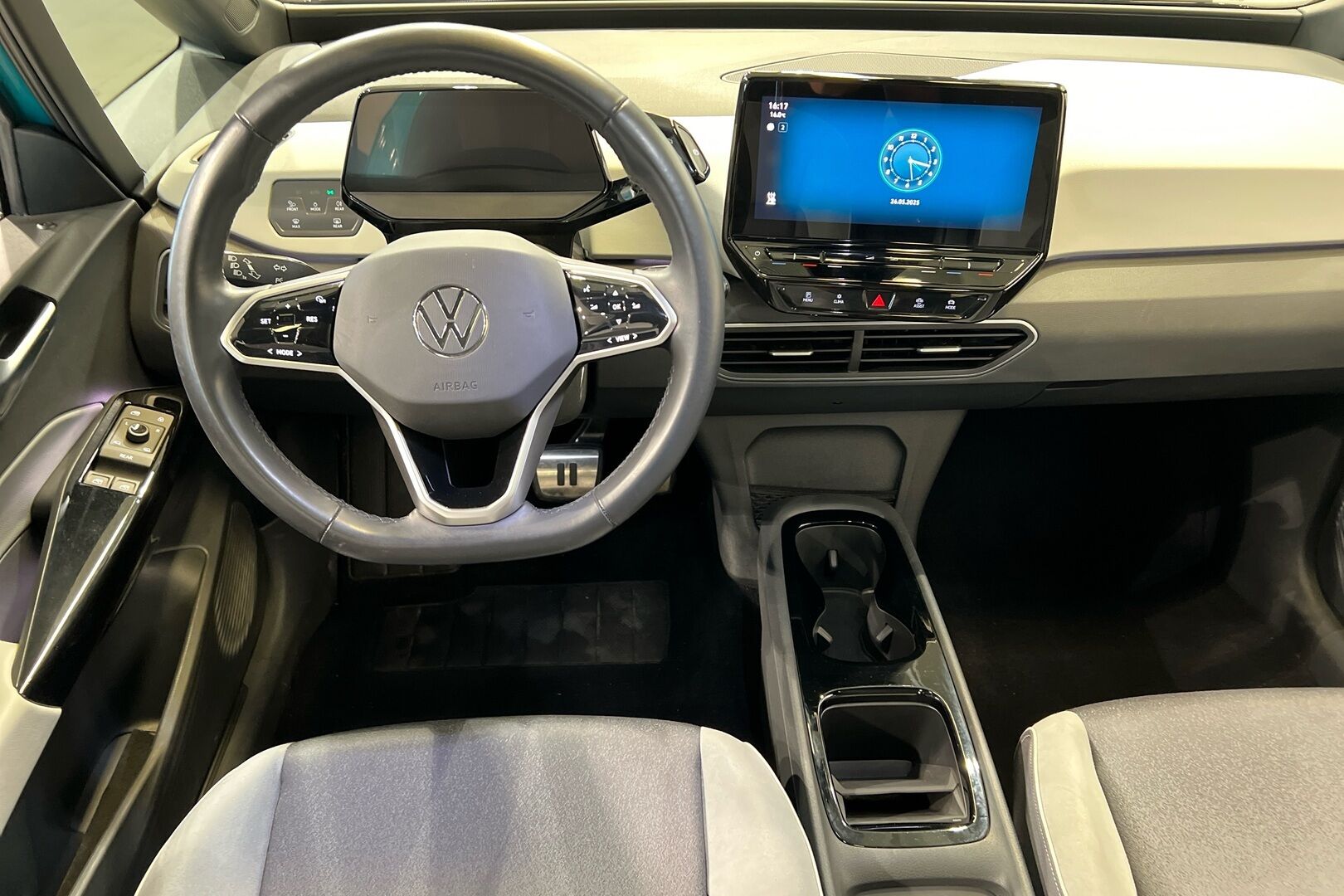 VOLKSWAGEN ID.3 iso kuva 13