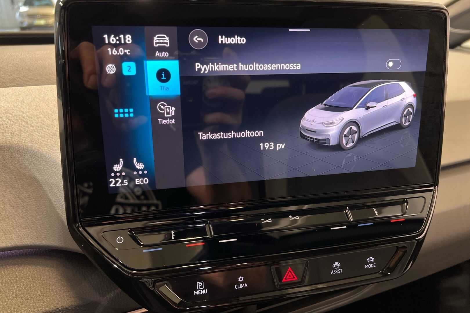 VOLKSWAGEN ID.3 iso kuva 17