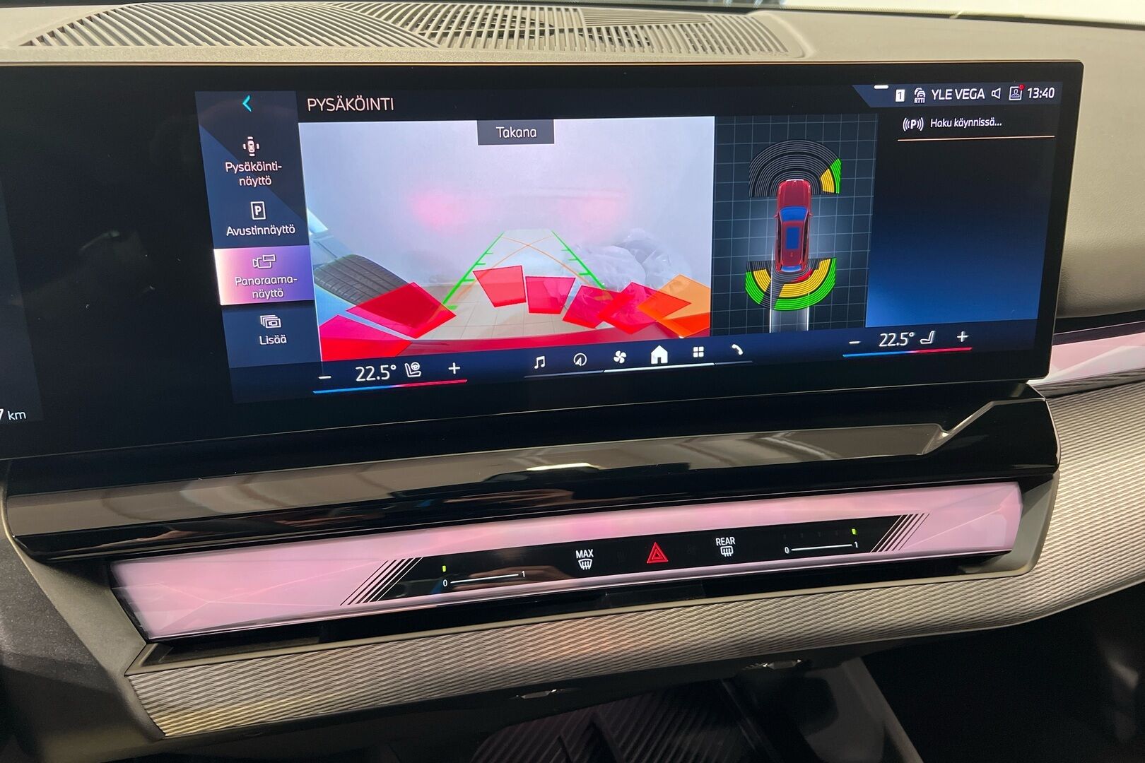 BMW I5 iso kuva 16