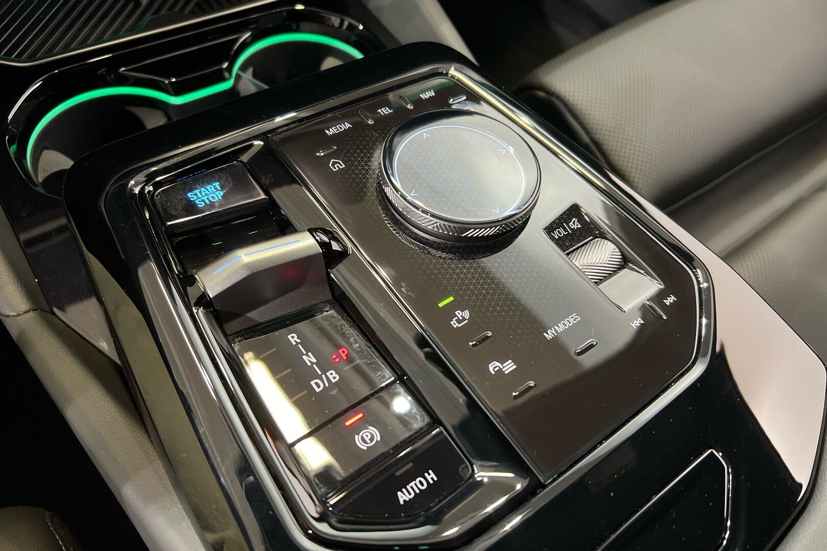 BMW I5 iso kuva 21