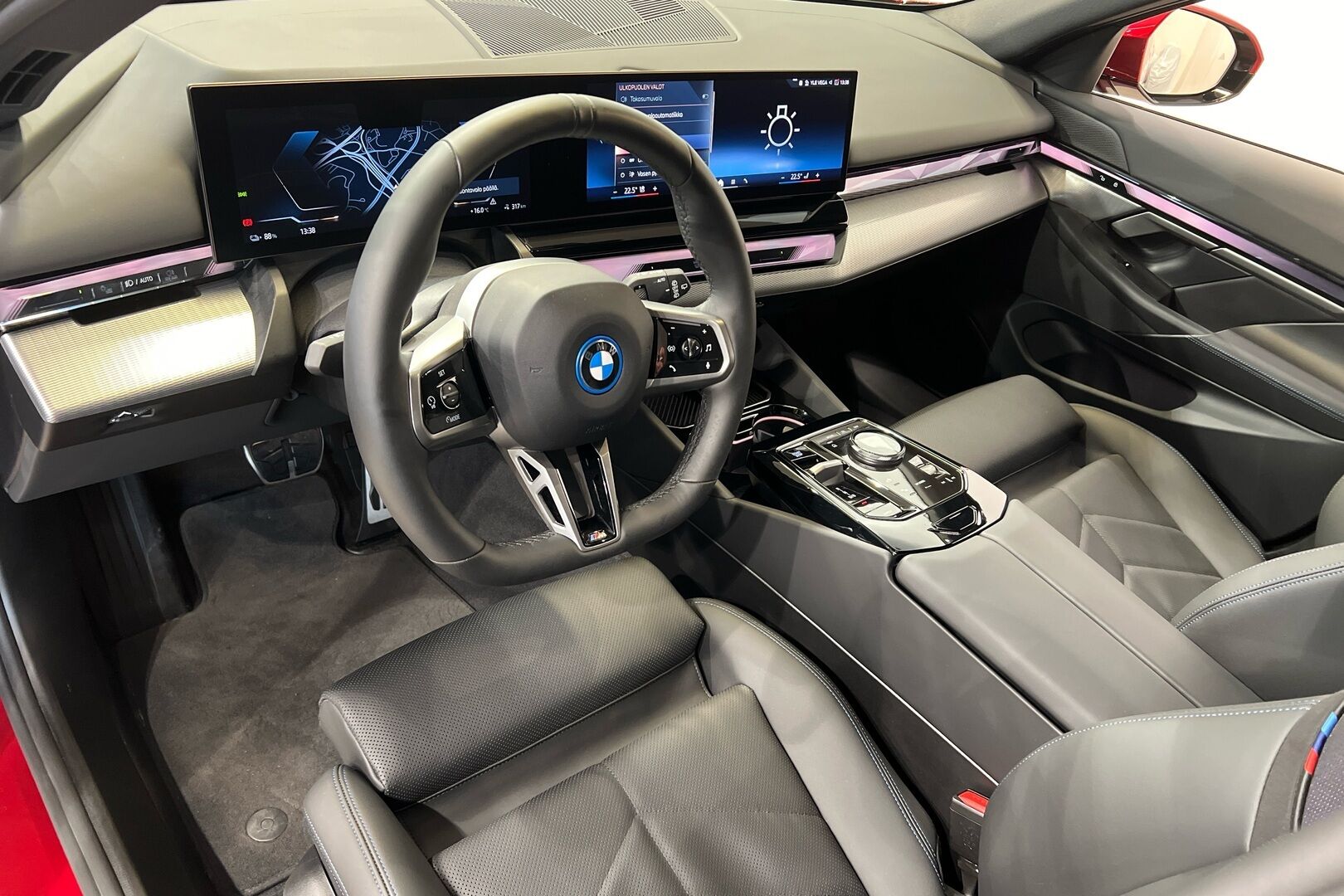 BMW I5 iso kuva 6
