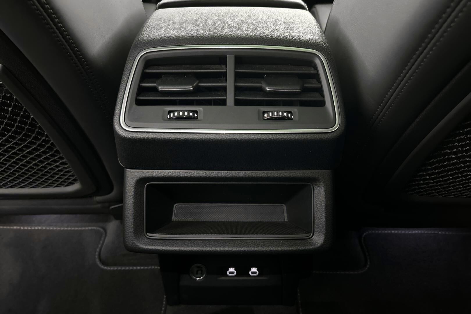 AUDI Q8 iso kuva 14