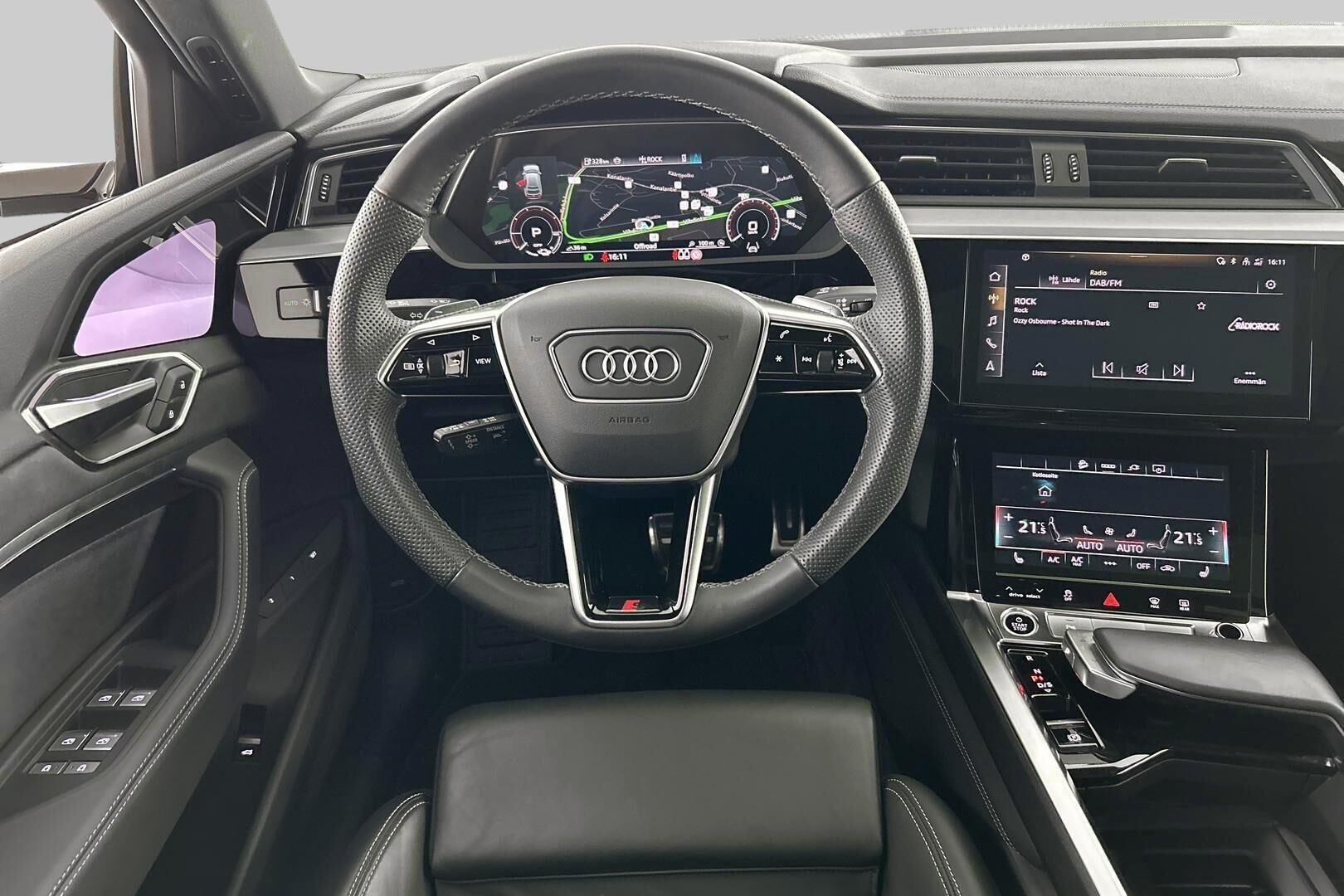 AUDI Q8 iso kuva 15