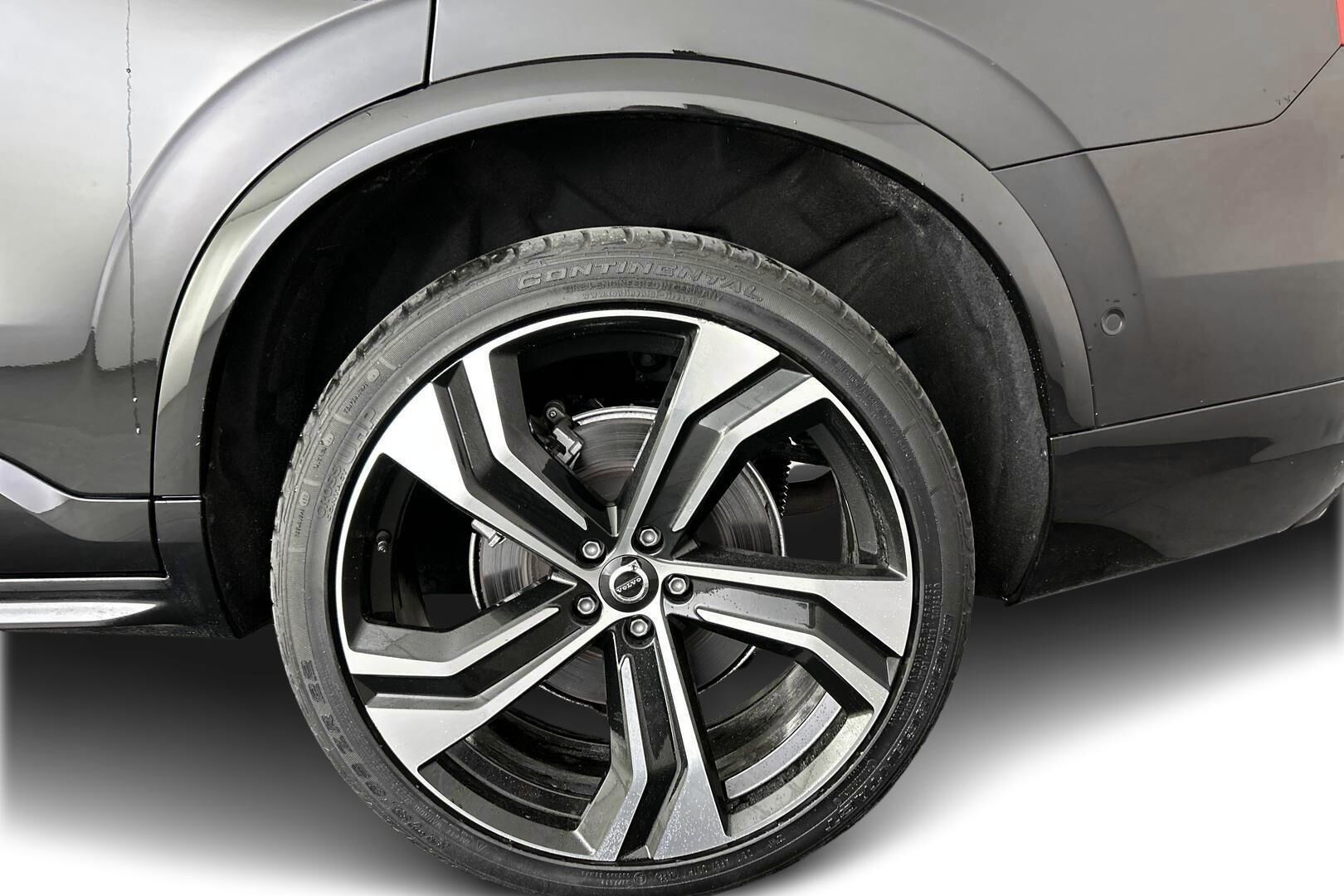 VOLVO XC90 iso kuva 12