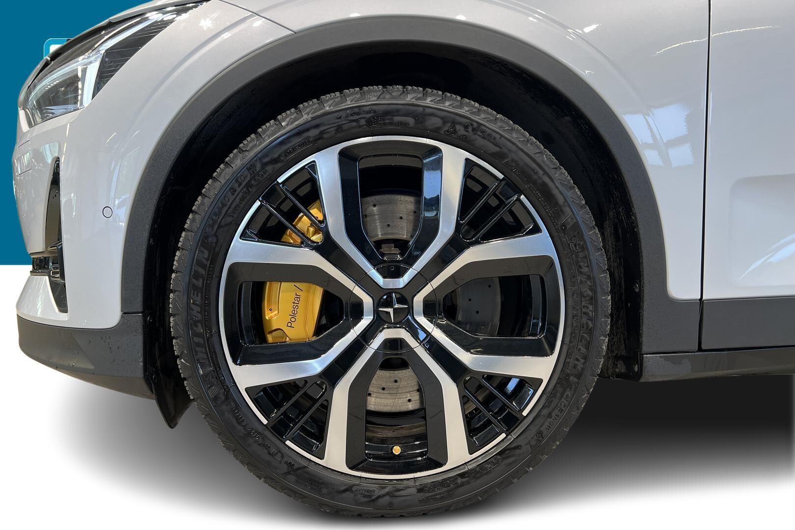 POLESTAR 2 iso kuva 12