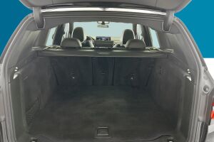 BMW iX3 esikatselu 5