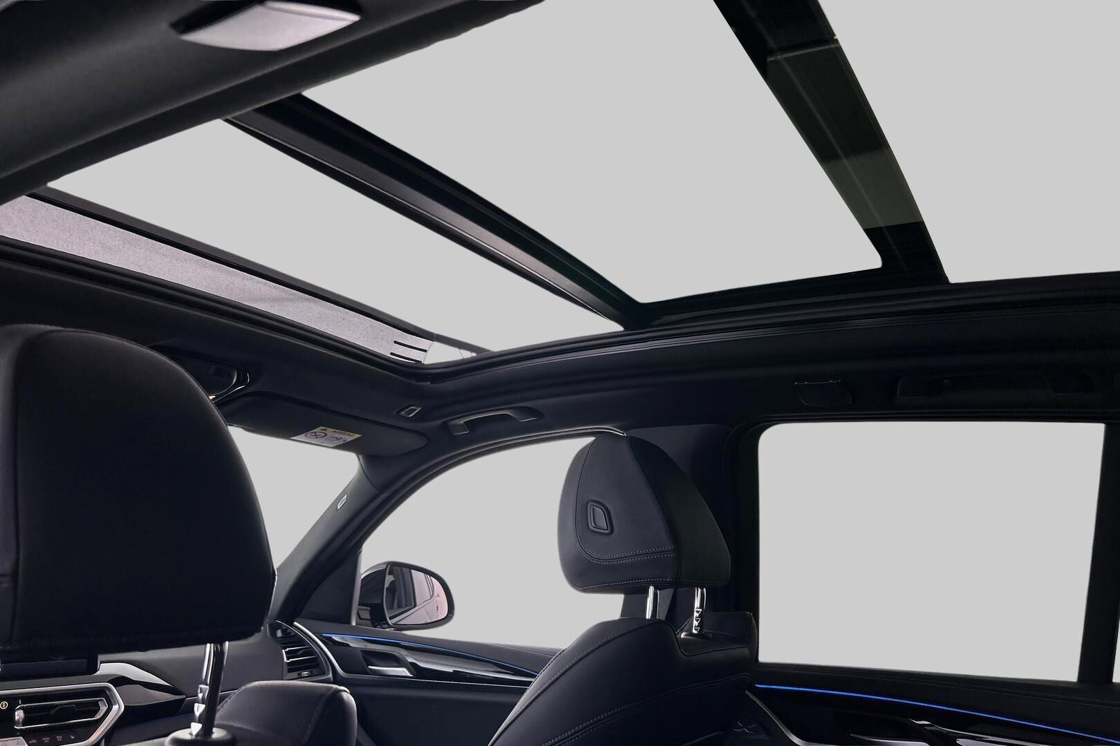 BMW iX3 iso kuva 16