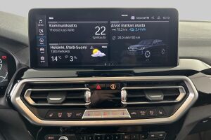 BMW iX3 esikatselu 9