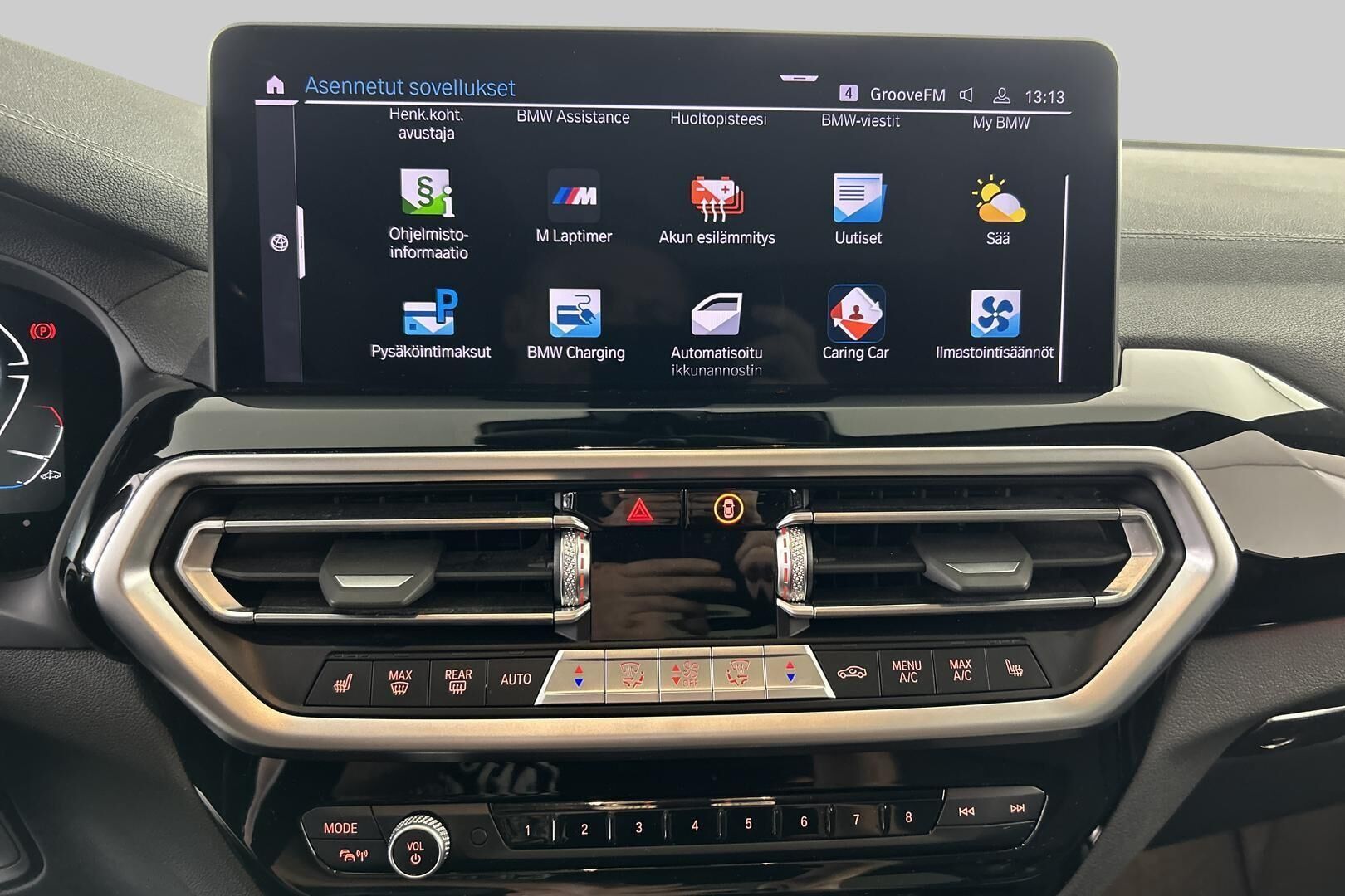 BMW iX3 iso kuva 19