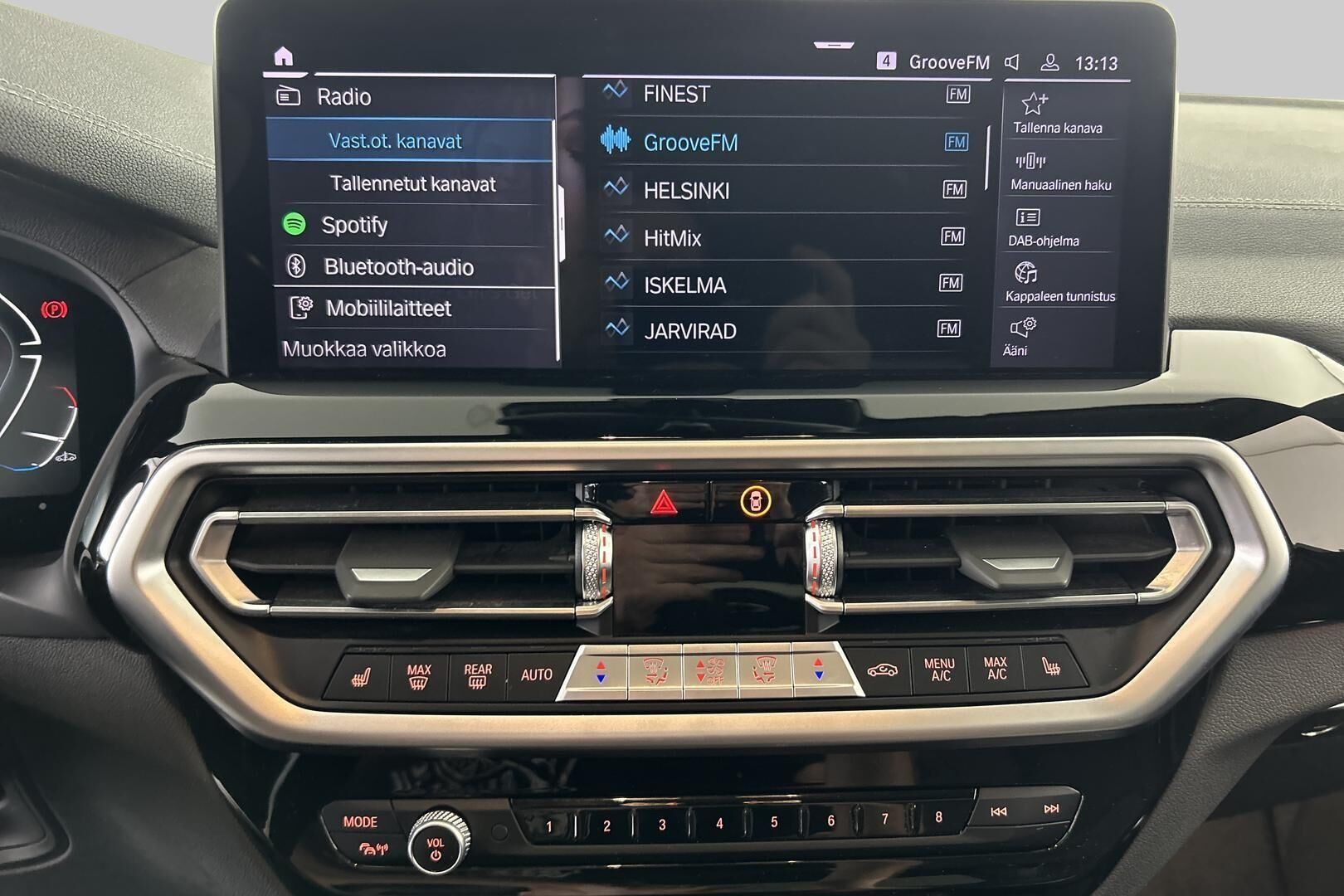 BMW iX3 iso kuva 20