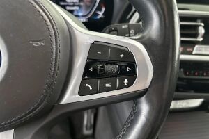 BMW iX3 esikatselu 33