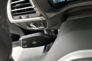 BMW iX3 esikatselu 16