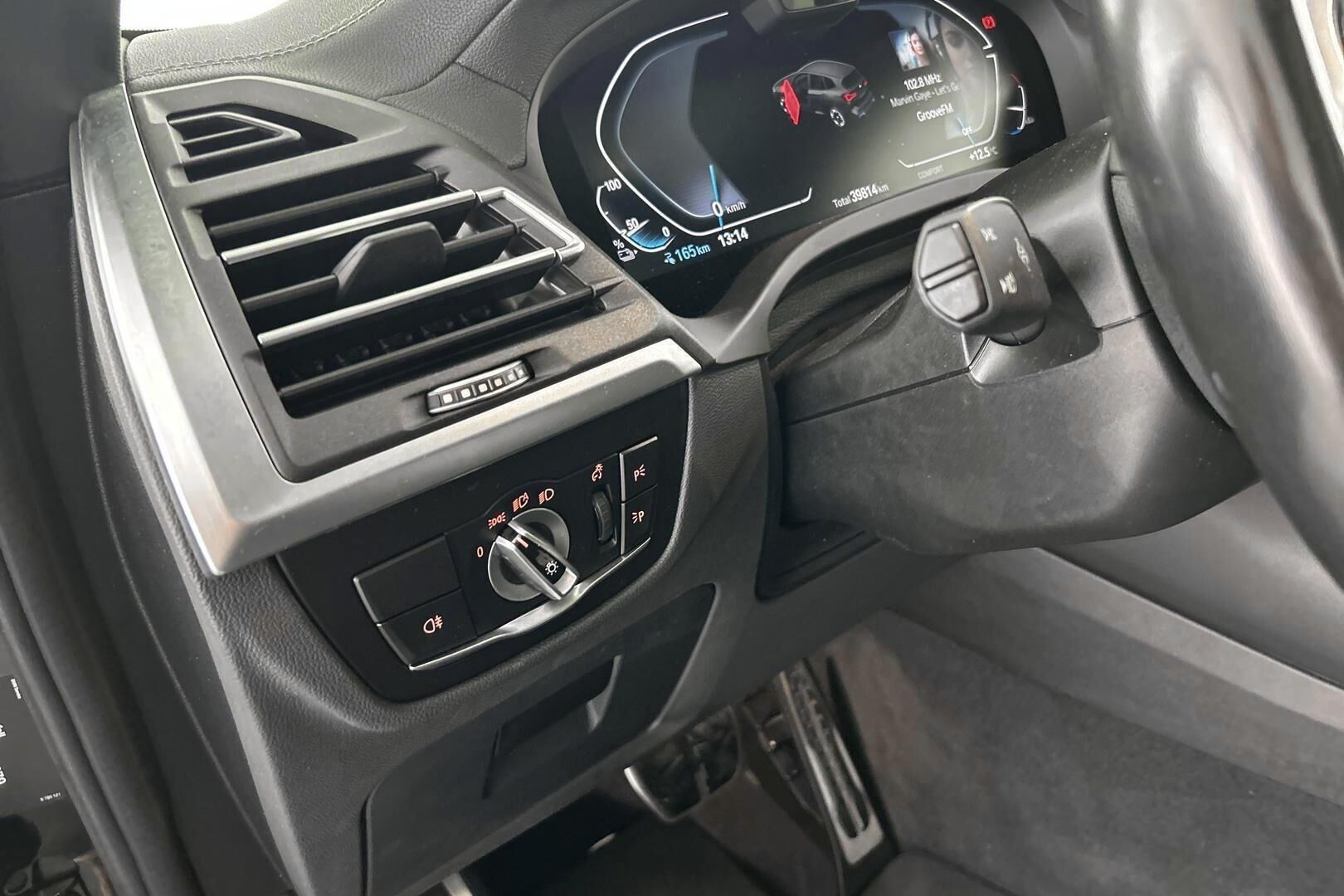 BMW iX3 iso kuva 29