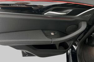 BMW iX3 esikatselu 20