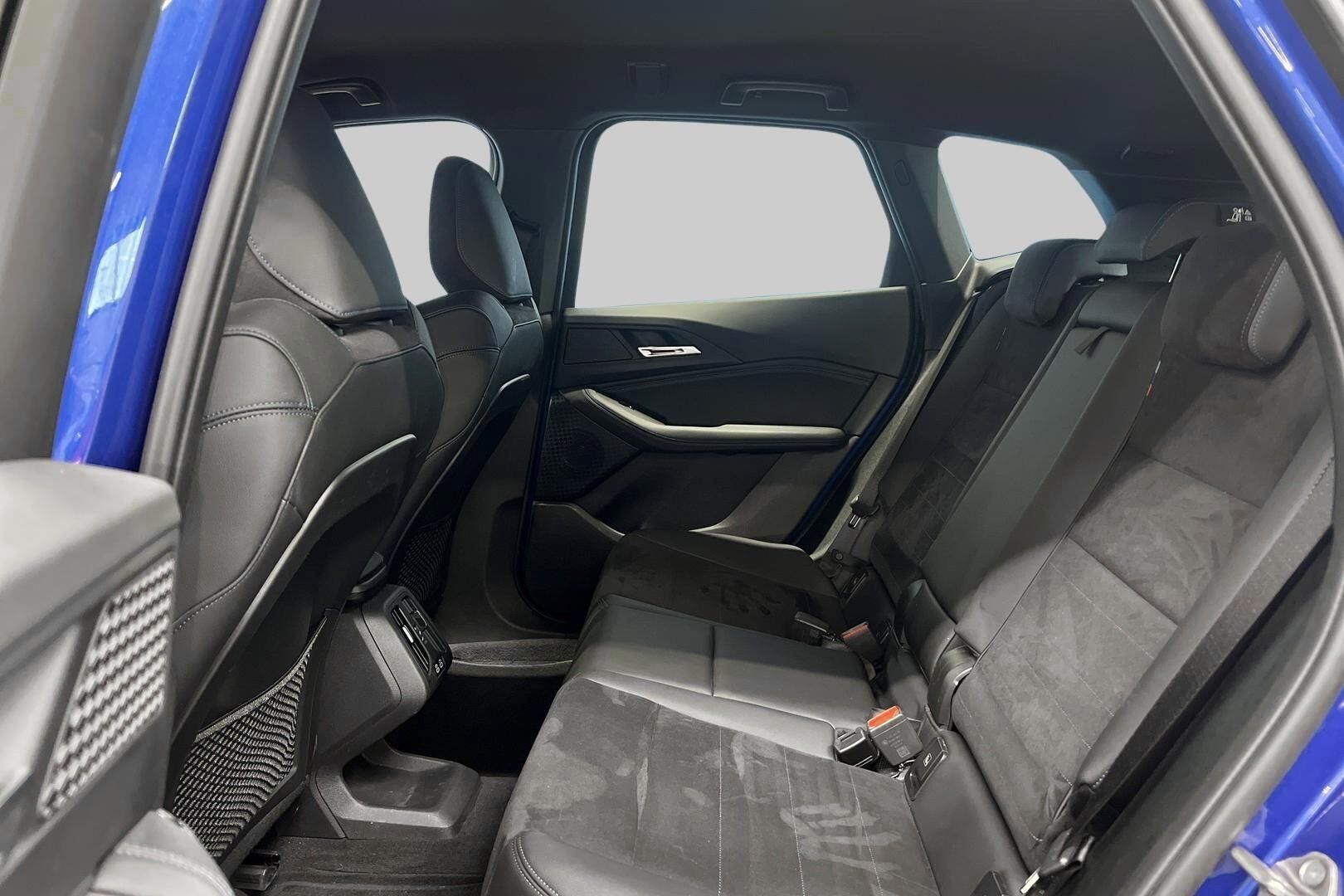 BMW 2-SARJA iso kuva 8