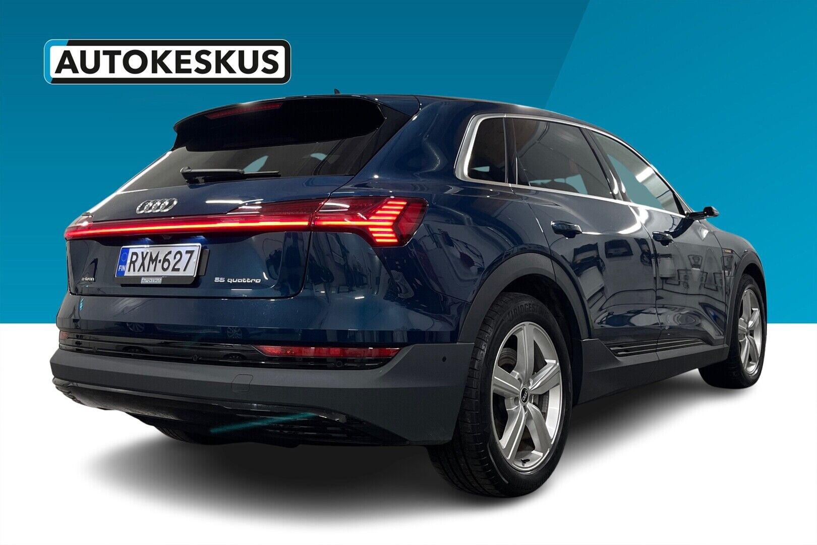 AUDI E-TRON iso kuva 2