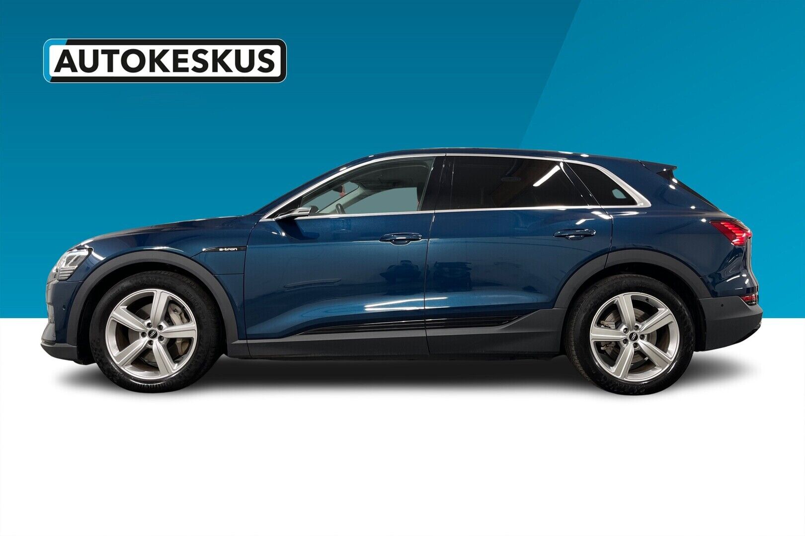 AUDI E-TRON iso kuva 4