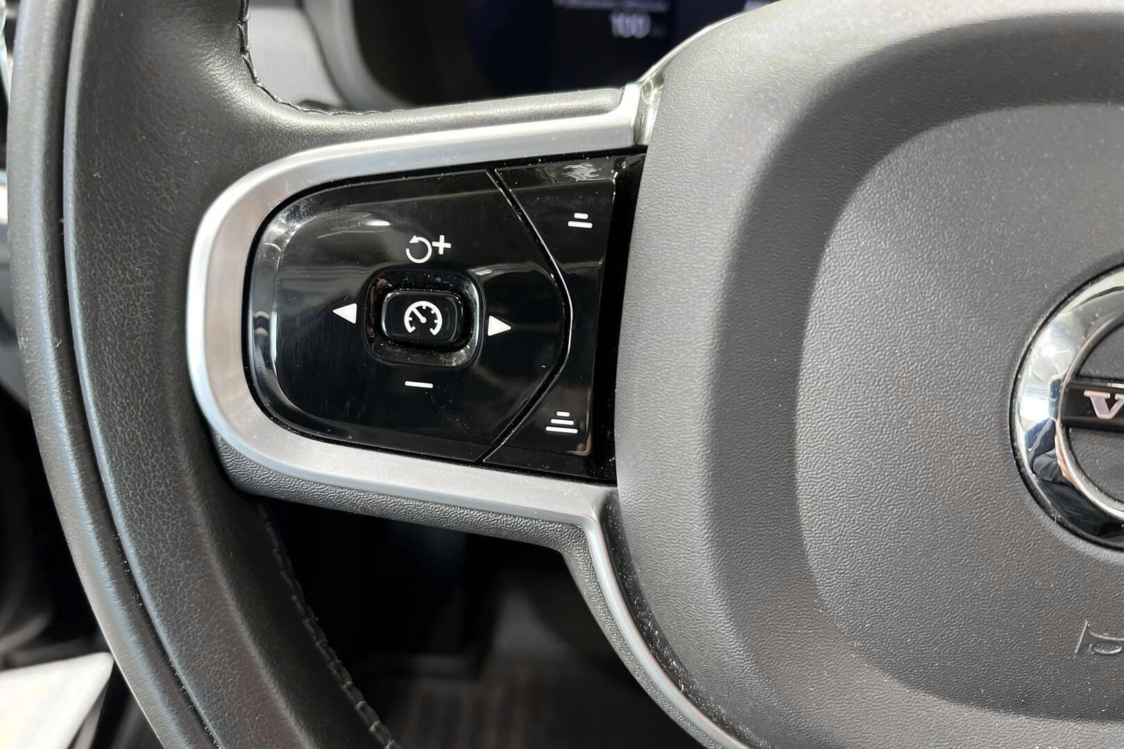 VOLVO V90 iso kuva 13