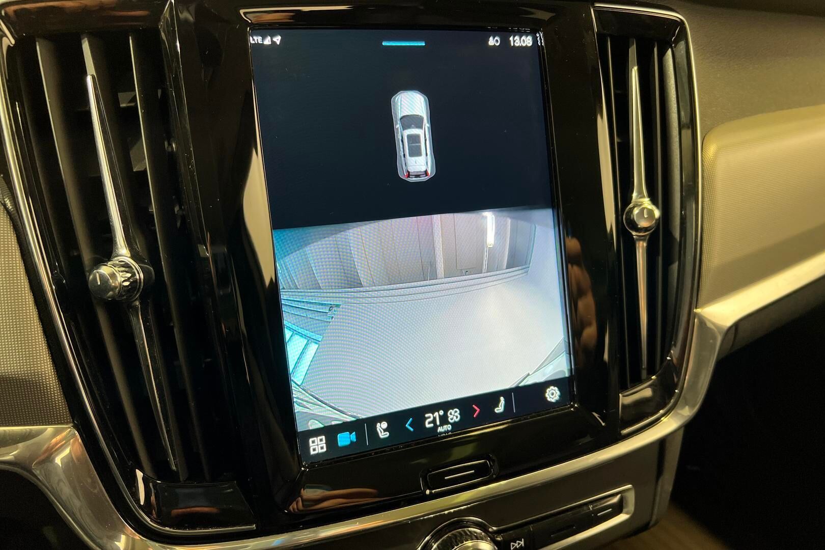 VOLVO V90 iso kuva 17