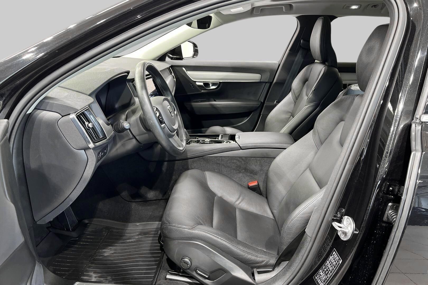 VOLVO V90 iso kuva 8