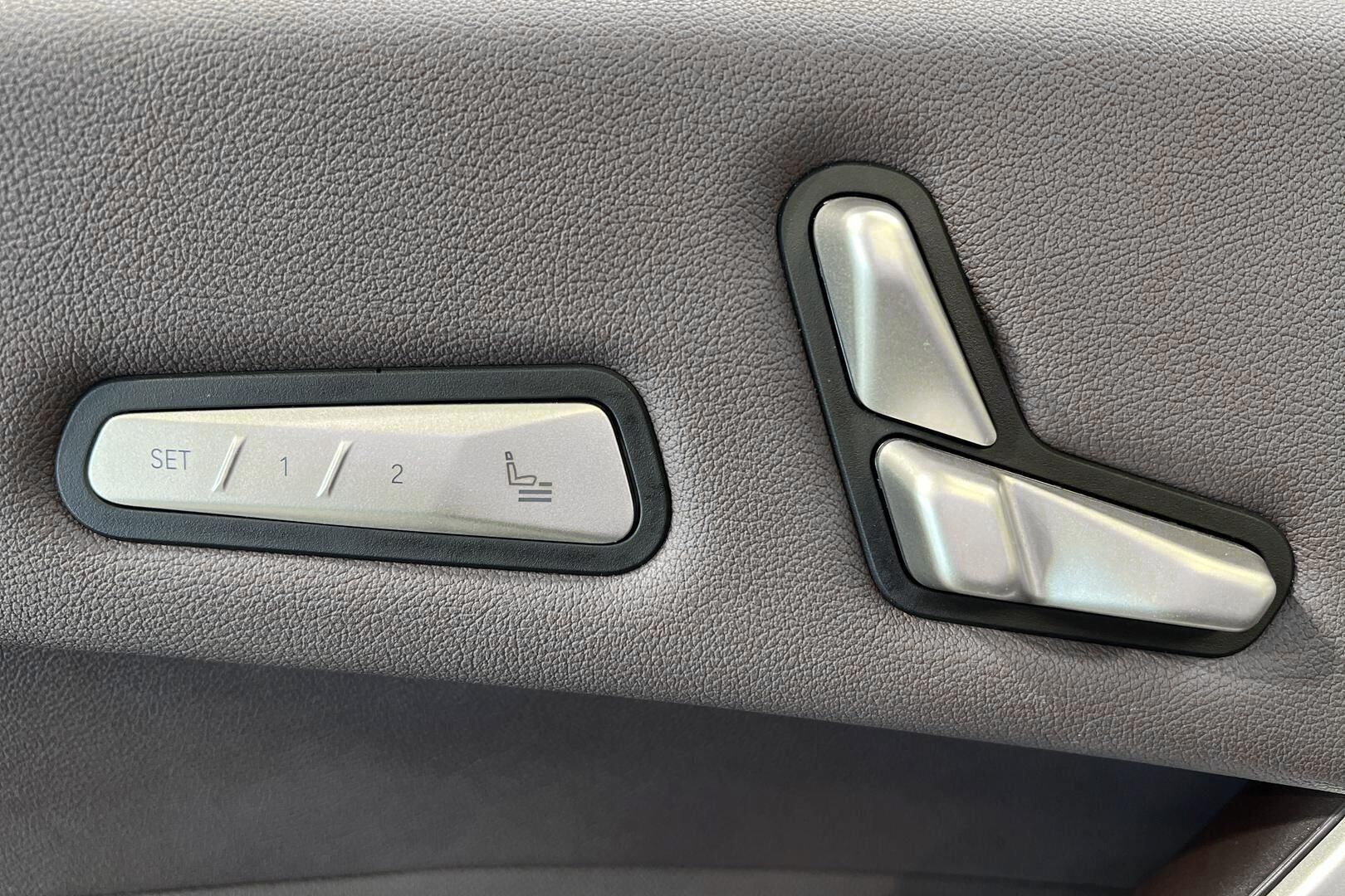 BMW IX iso kuva 11