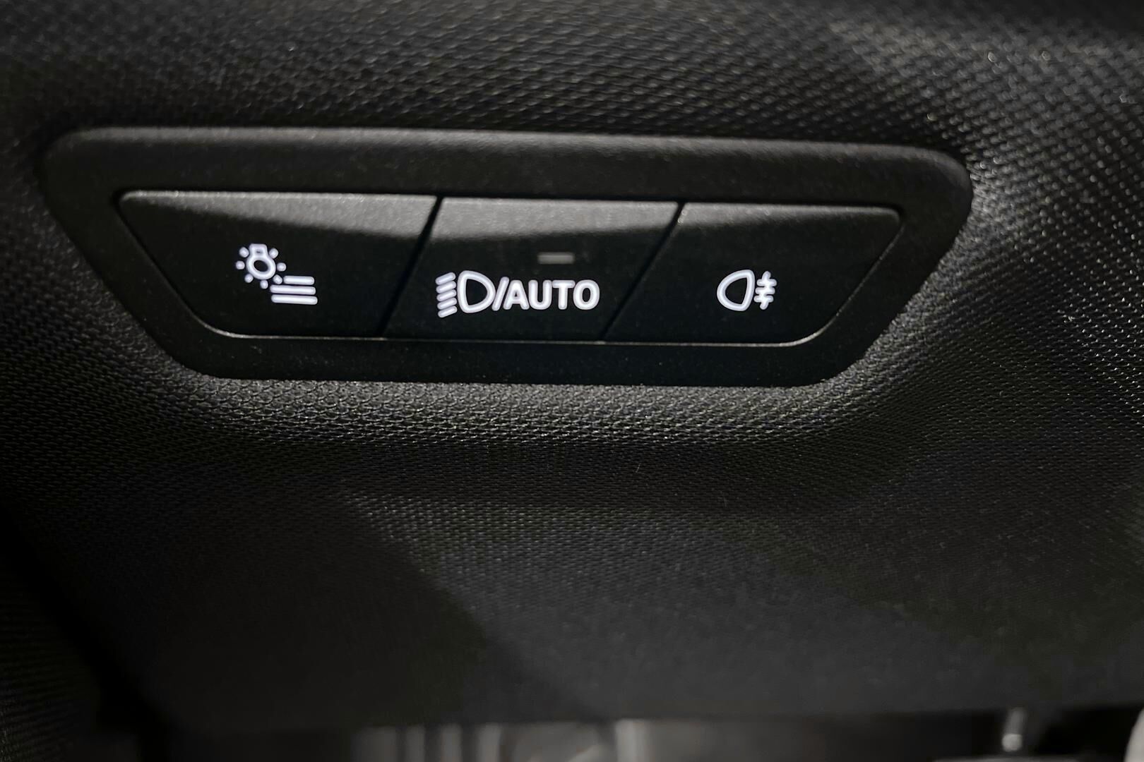 BMW IX iso kuva 13
