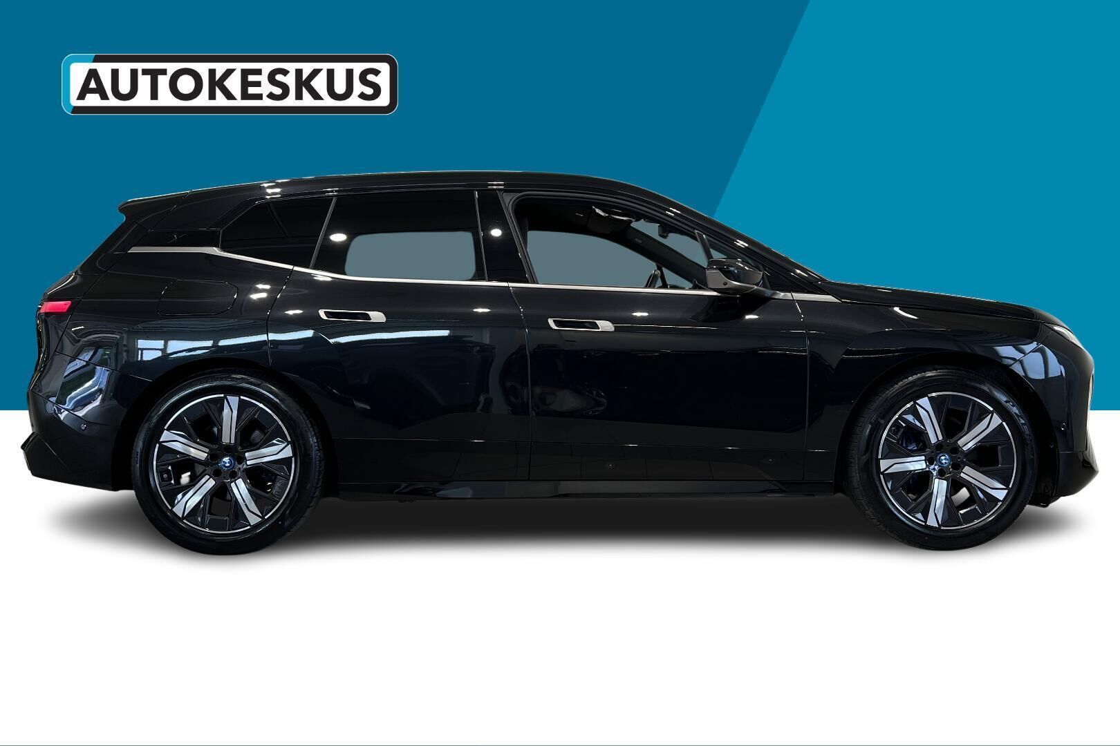 BMW IX iso kuva 3